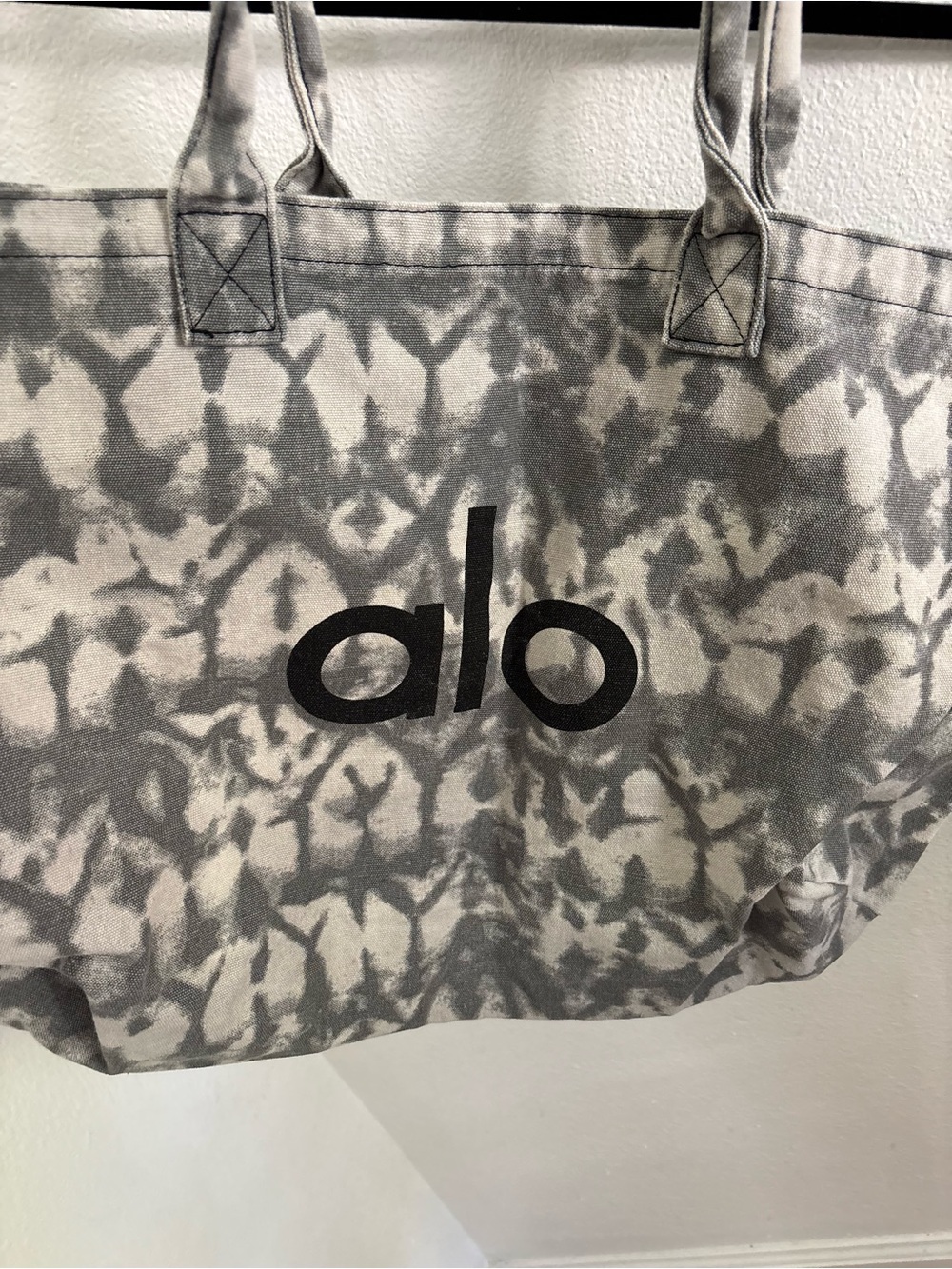 Alo tote tye dye bag